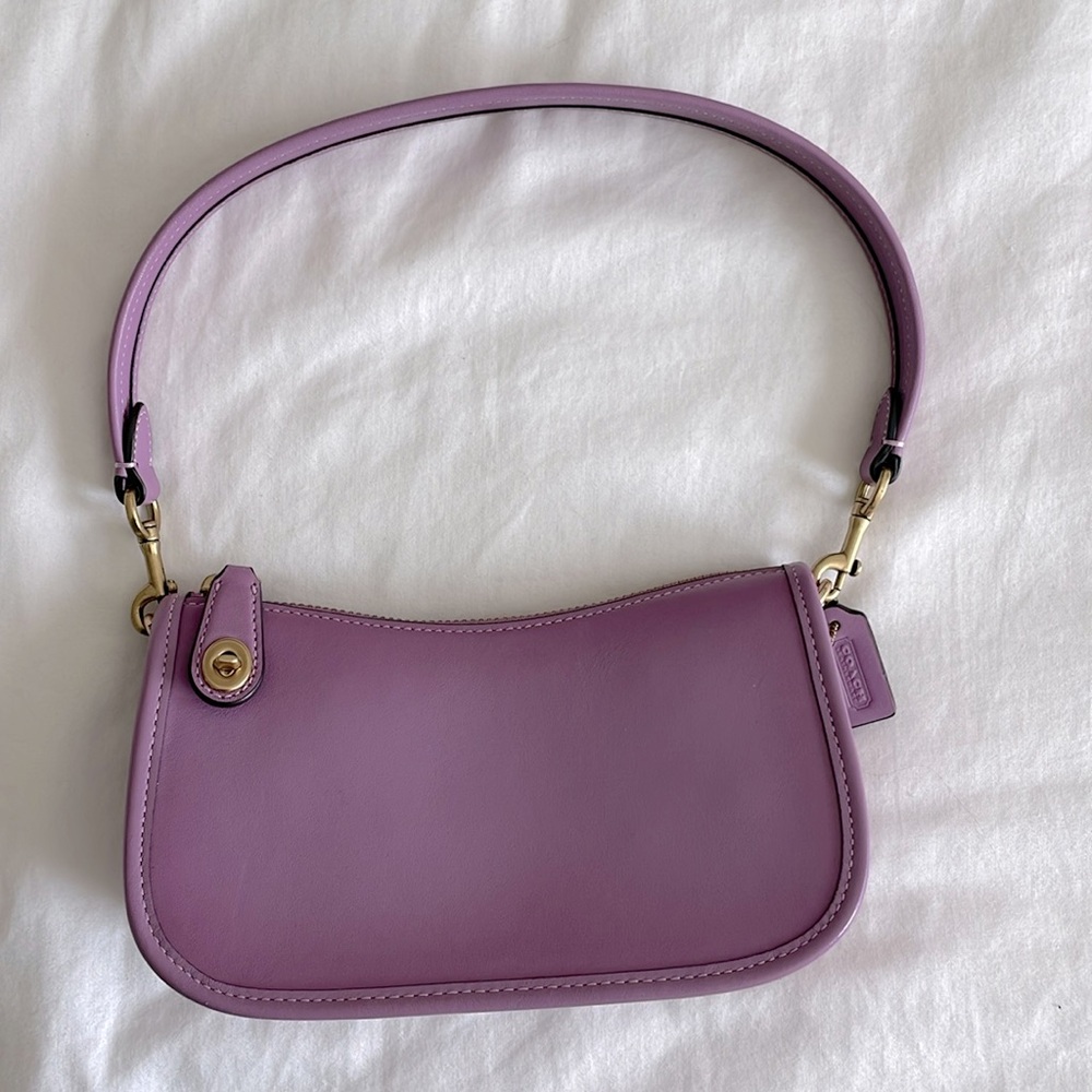 Brand new Coach swinger 20 bag